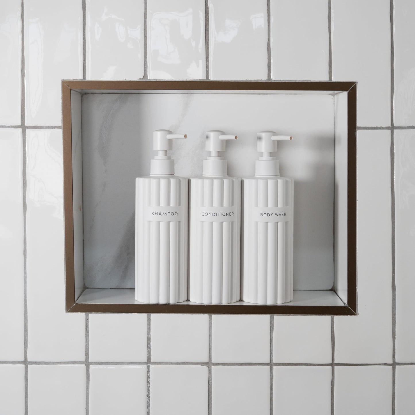 Beautiful Shampoo and Conditioner Dispenser Set of 3 – Modern 21oz Shower Soap Bottles with Pump and Labels – Easy to Refill Body Wash Dispensers for a Stylish Bathroom Upgrade