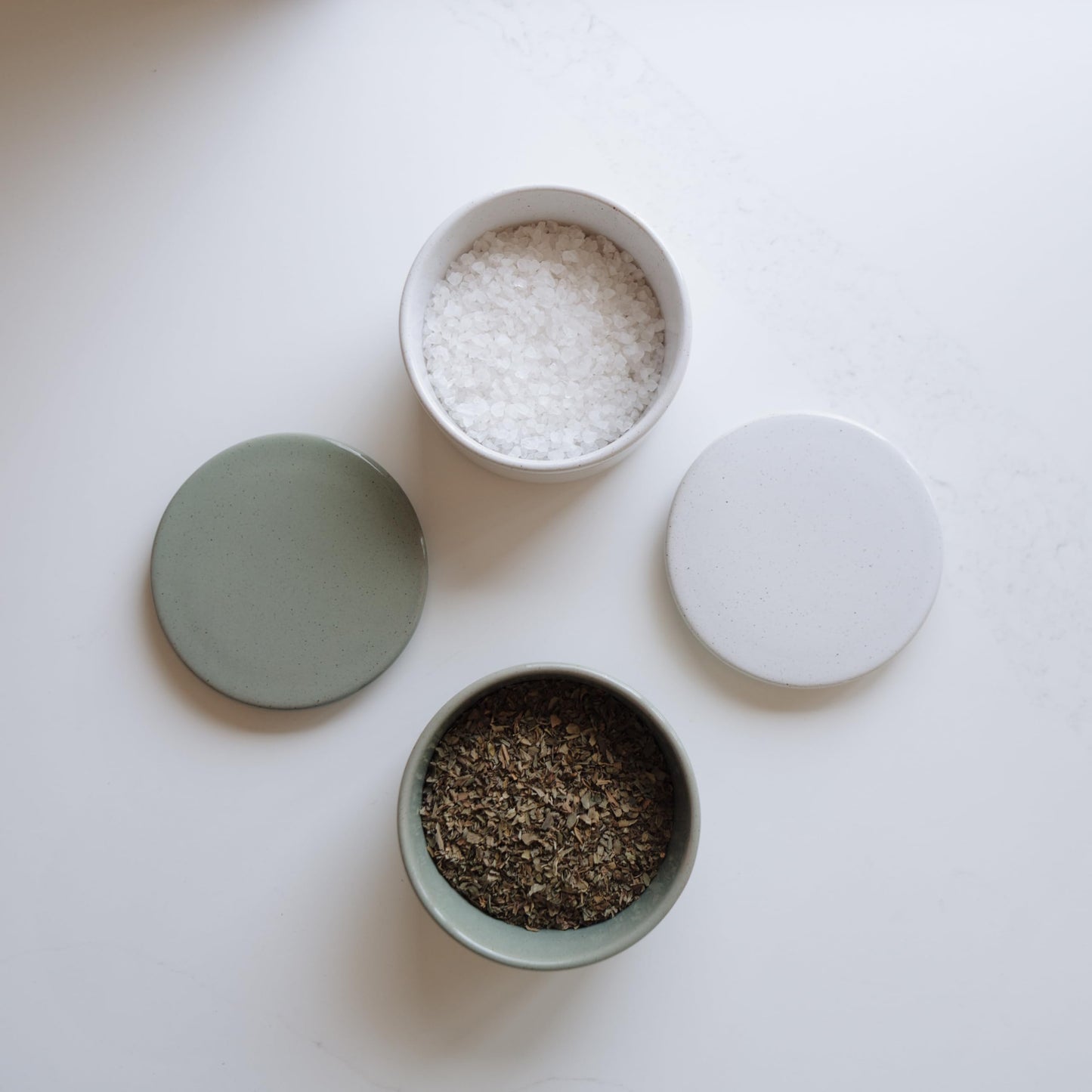 KIBAGA Aesthetic Salt Cellar Container with Lid - The Perfect Salt Bowl Box for Your Countertop - Beautiful Spice Jar and Holder for Dining Table