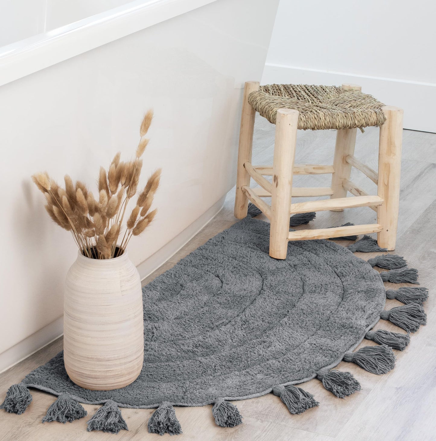 Beautiful Boho Rug for Your Bathroom - A Cute Half Circle Bath Mat That Fits Perfect To Every Bath Decor - Ideal to Brighten Up Your Bohemian Bathroom & Bedroom at Home