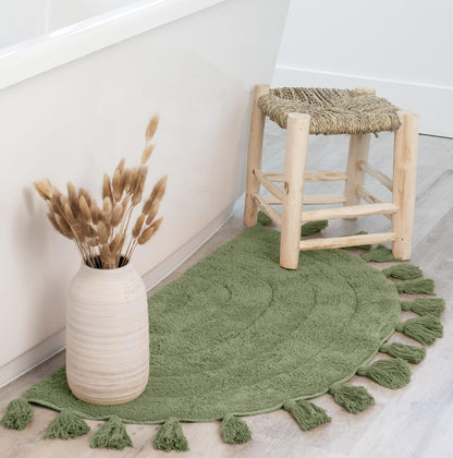Beautiful Boho Rug for Your Bathroom - A Cute Half Circle Bath Mat That Fits Perfect To Every Bath Decor - Ideal to Brighten Up Your Bohemian Bathroom & Bedroom at Home