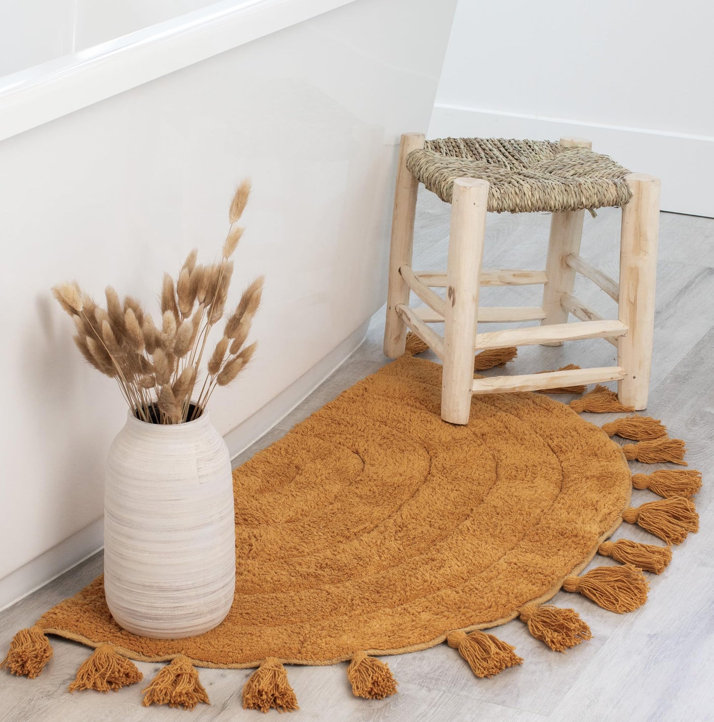 Beautiful Boho Rug for Your Bathroom - A Cute Half Circle Bath Mat That Fits Perfect To Every Bath Decor - Ideal to Brighten Up Your Bohemian Bathroom & Bedroom at Home