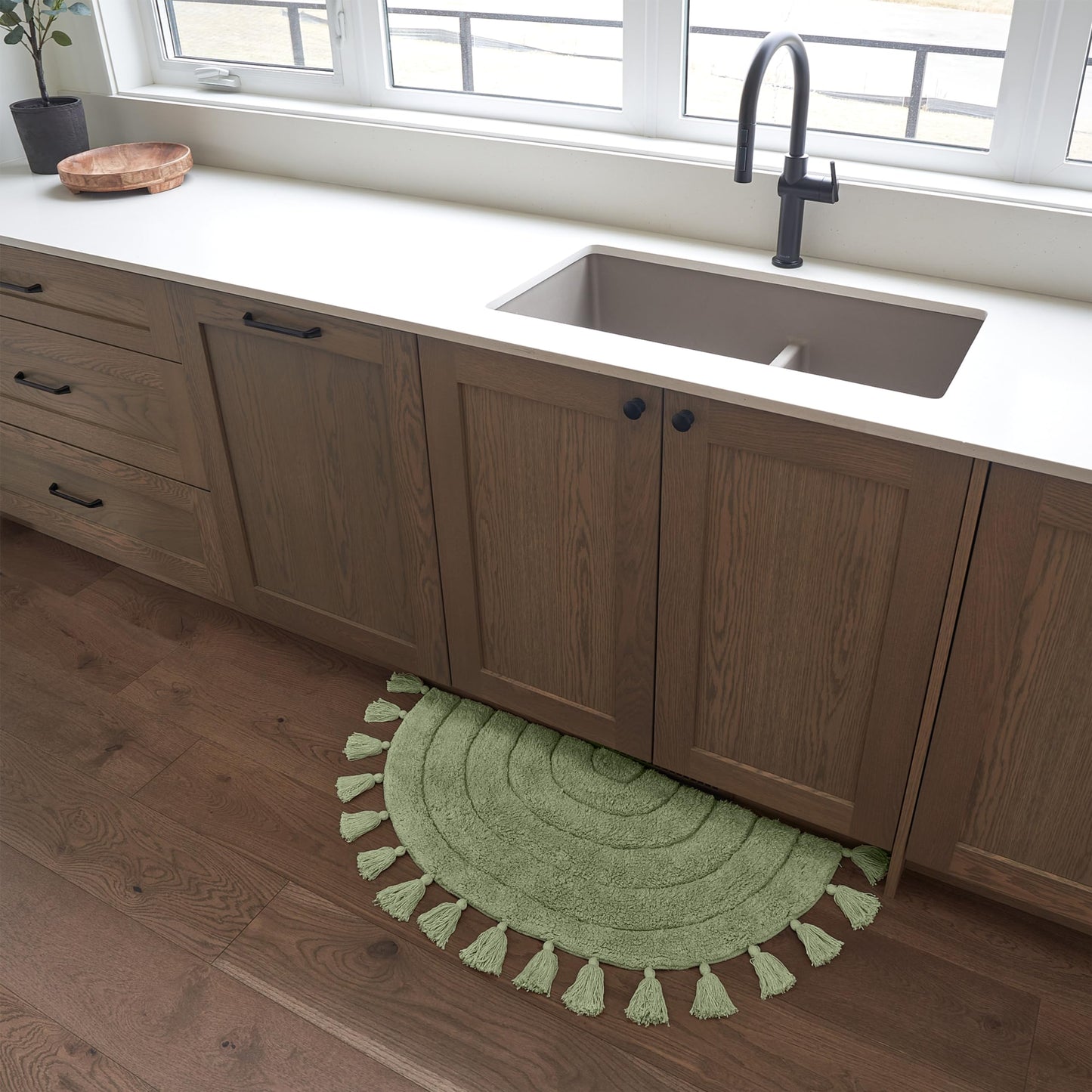 Beautiful Boho Rug for Your Bathroom - A Cute Half Circle Bath Mat That Fits Perfect To Every Bath Decor - Ideal to Brighten Up Your Bohemian Bathroom & Bedroom at Home