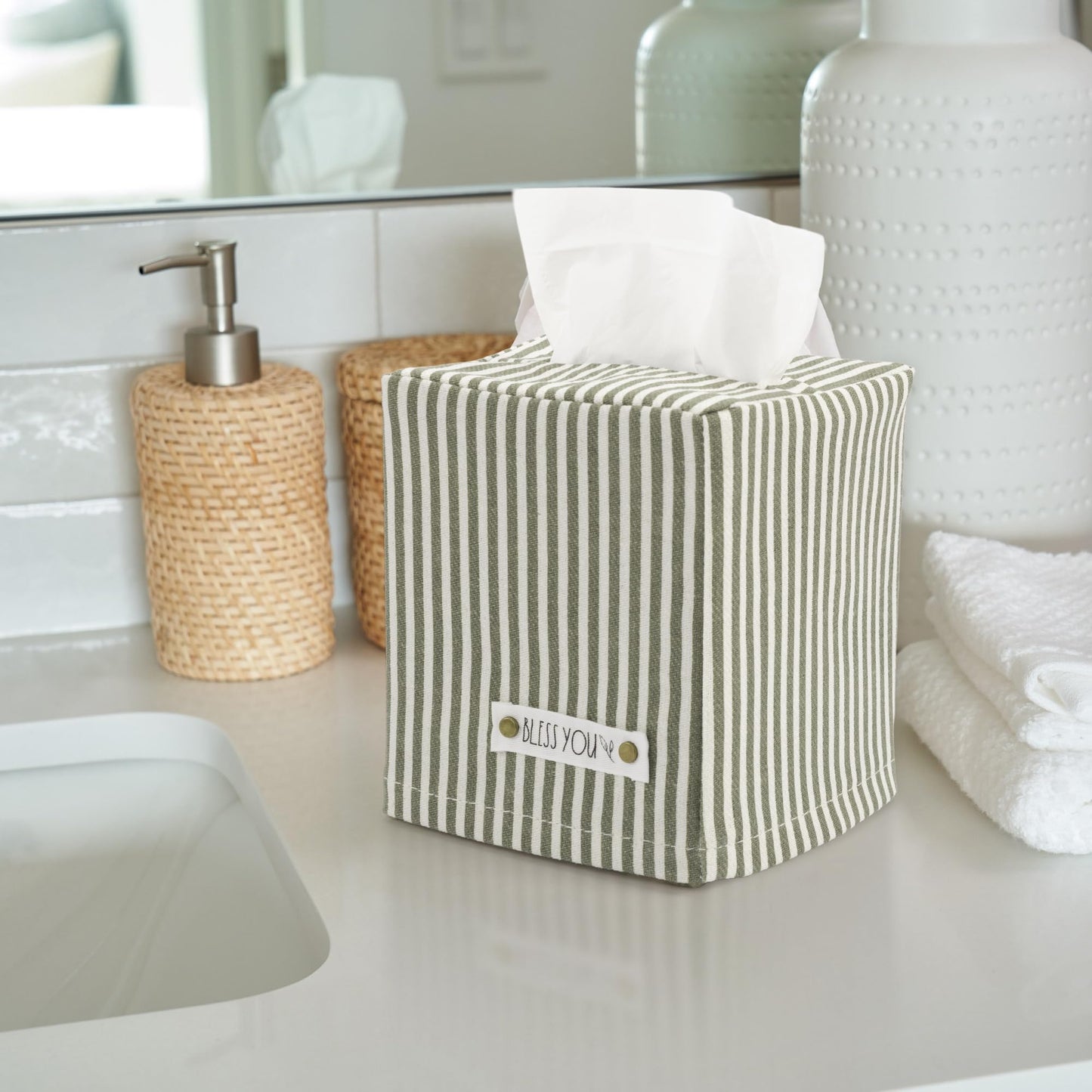 Stylish Tissue Box Cover - This Linen Holder Instantly Covers Your Square Tissue Boxes - The Perfect Cube Cover for Your Bathroom and Home