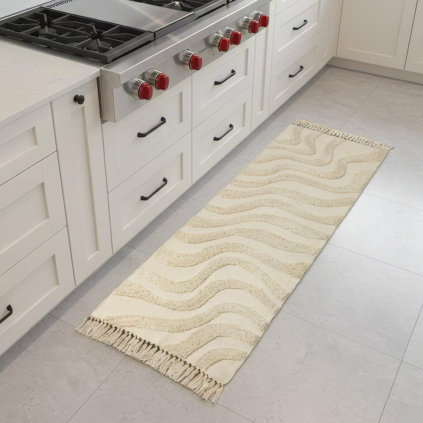 Chic 2x3 Boho Cotton Rug with Tassels – Soft & Washable Bathroom Mat for a Cozy, Modern Home