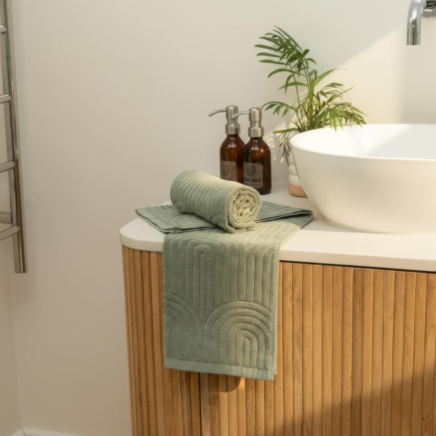 KIBAGA Beautiful Luxury Decorative Hand Towels – Soft & Absorbent Towel Set for Boho Bathroom, Kitchen, Spa, Hotel, Guest Room, Farmhouse or Gift