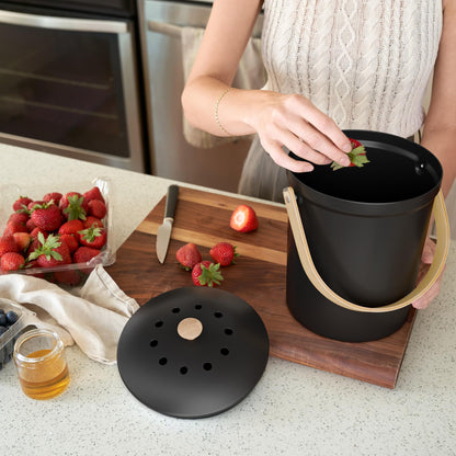 Aesthetic Compost Bin For Kitchen Countertop - Sturdy Indoor Food Waste Recycle Bin With Lid - The Perfect Stylish 1.1 Gallon Rust Free Compost Kanister