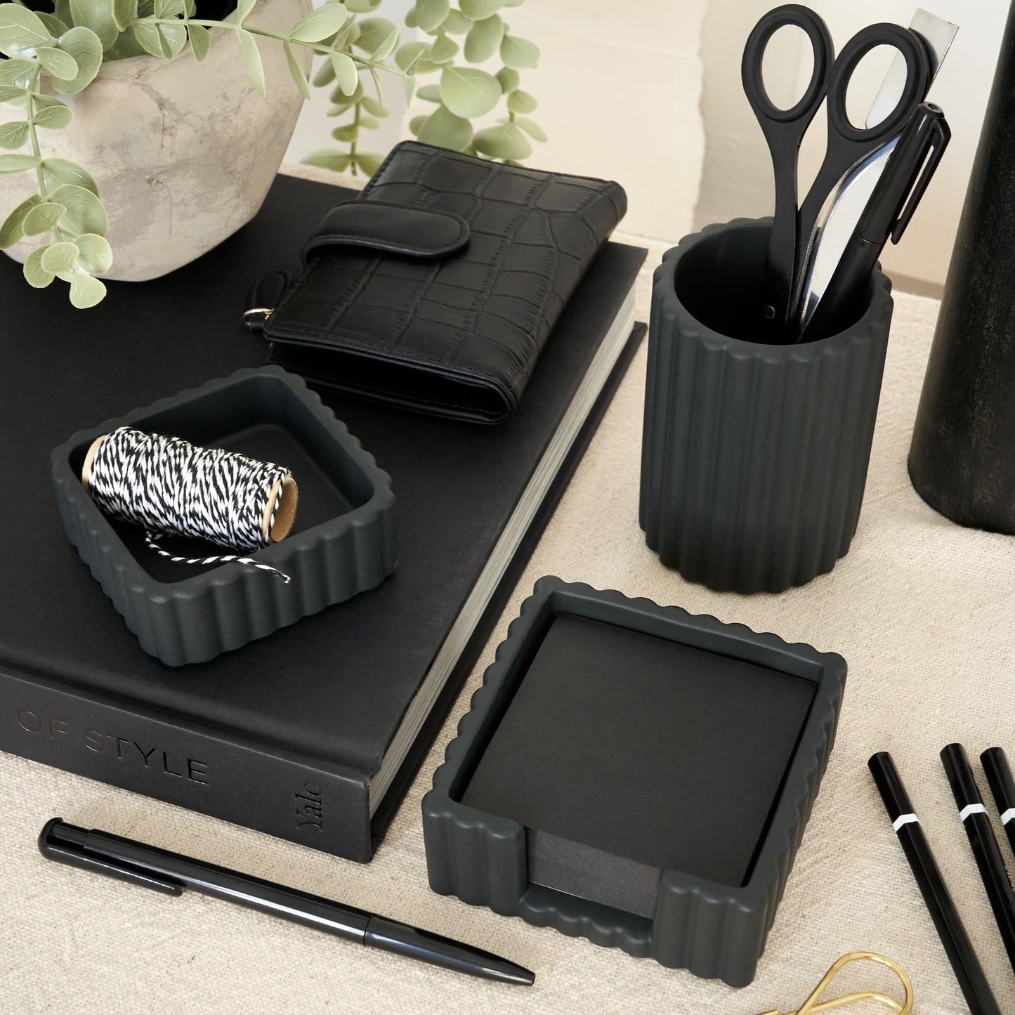 Modern Aesthetic Desk Accessories Set of 3 - Stylish Concrete Organizers for Pens & Office Supplies - A Cute and Functional Addition to Your Workspace Decor