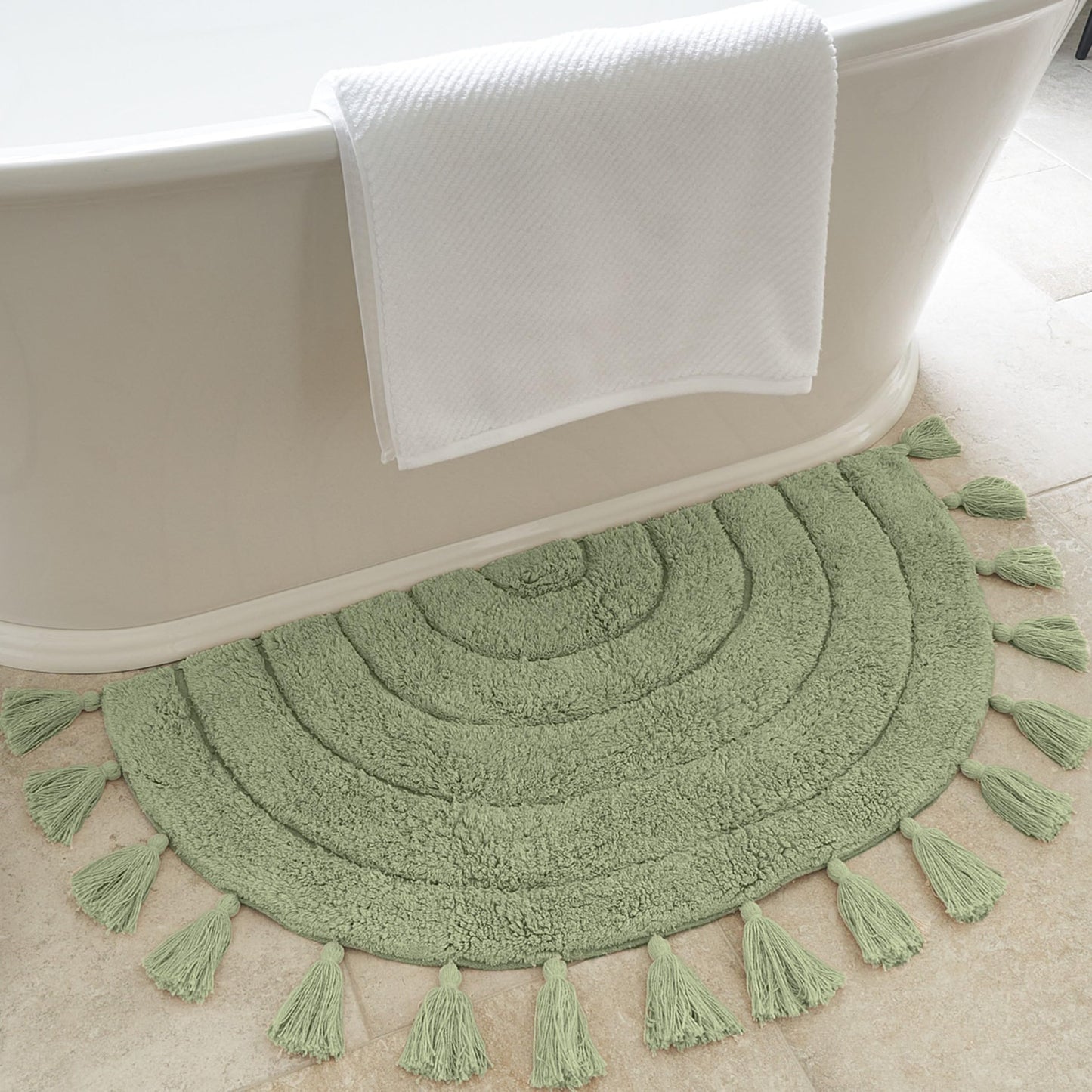 Beautiful Boho Rug for Your Bathroom - A Cute Half Circle Bath Mat That Fits Perfect To Every Bath Decor - Ideal to Brighten Up Your Bohemian Bathroom & Bedroom at Home